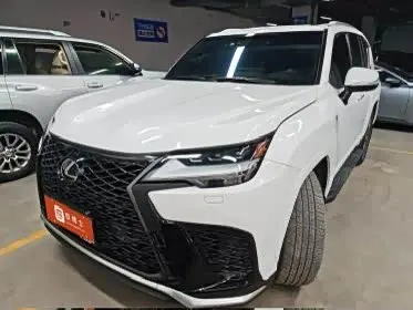 LEXUS LX — из Китая под ключ