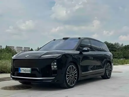NIO ES8 — из Китая под ключ