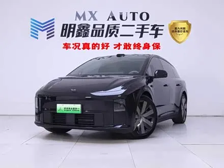 LI AUTO I6 2025