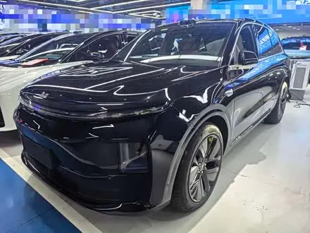 LI AUTO L6 — из Китая под ключ