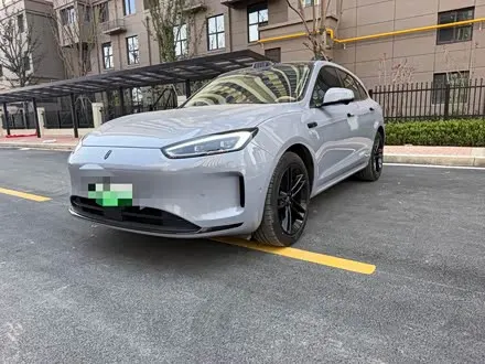 AITO M5 2025