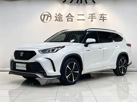TOYOTA CROWN KLUGER 2022