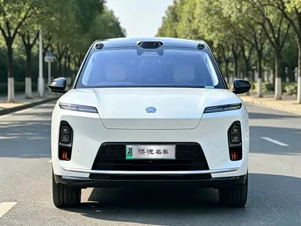 NIO ES8 — из Китая под ключ