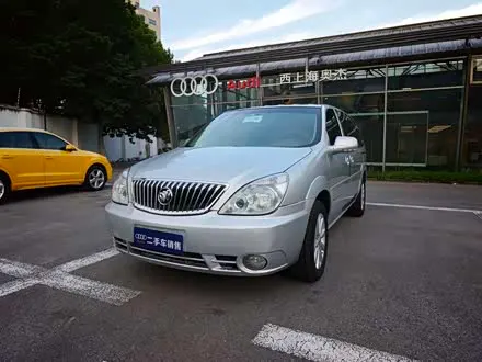BUICK GL8 — из Китая под ключ