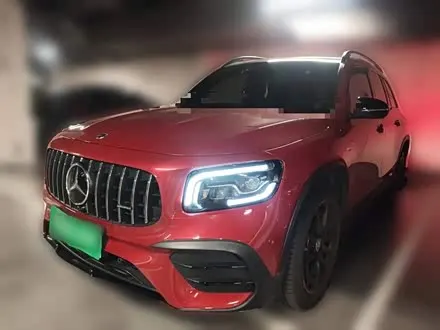 MERCEDES-BENZ GLB AMG 2021