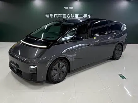 LI AUTO MEGA 2024