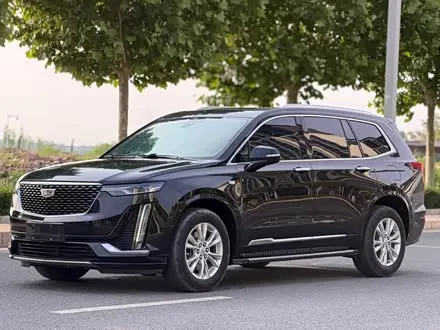 CADILLAC XT6 2022