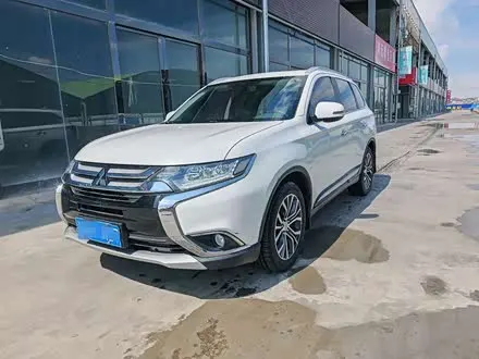 MITSUBISHI OUTLANDER — из Кореи под ключ