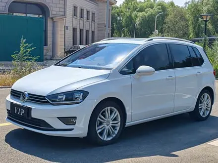 VOLKSWAGEN GOLF · SPORTSVAN 2016