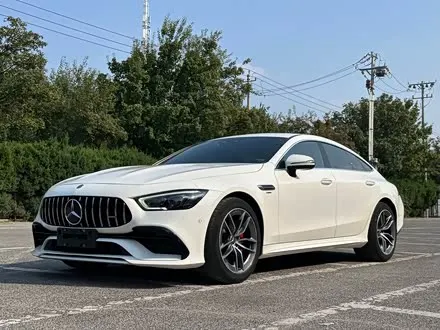 MERCEDES-AMG GT 2019
