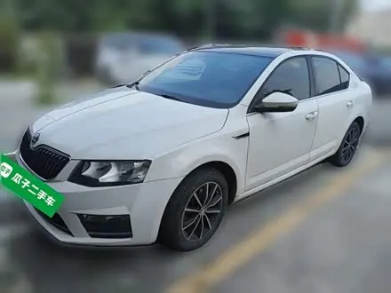 SKODA OCTAVIA 2016