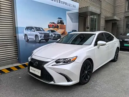 LEXUS ES — из Китая под ключ