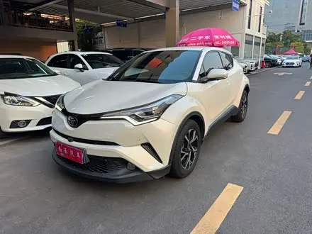 TOYOTA C-HR 2018