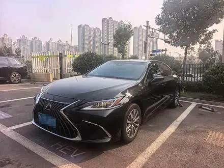LEXUS ES — из Китая под ключ