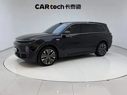 LI AUTO L9 2025