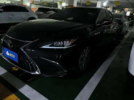 LEXUS ES — из Кореи под ключ