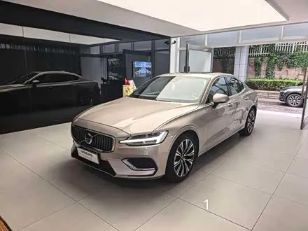 VOLVO S60 — из Китая под ключ
