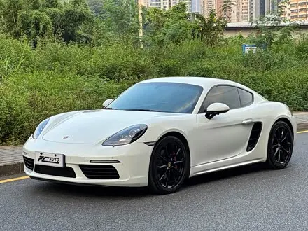 PORSCHE 718 2022
