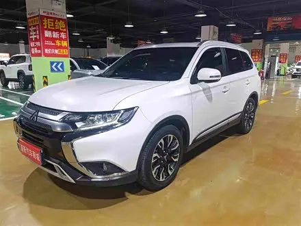 MITSUBISHI OUTLANDER — из Китая под ключ