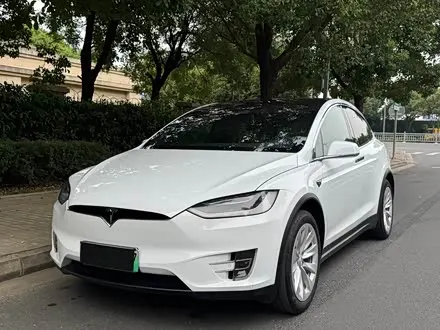 TESLA MODEL X 2016