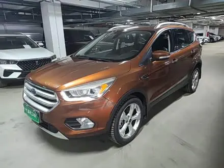 FORD KUGA 2017
