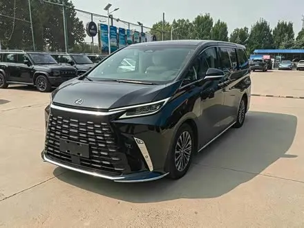 LEXUS LM — из Китая под ключ