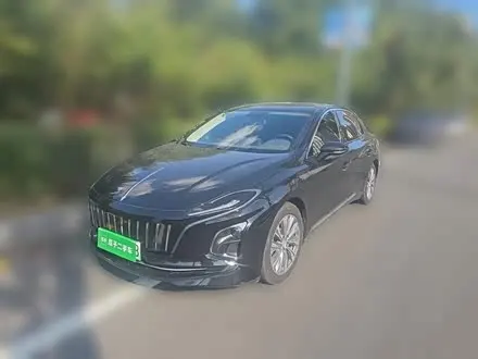 HONGQI E-QM5 — из Китая под ключ