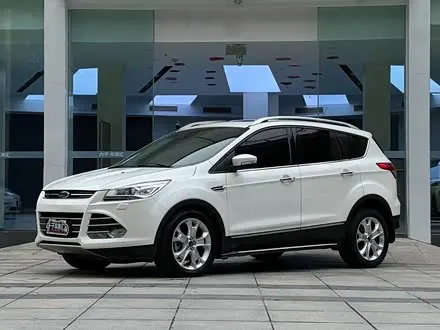 FORD KUGA 2013