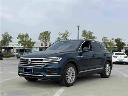 VOLKSWAGEN TOUAREG — из Китая под ключ