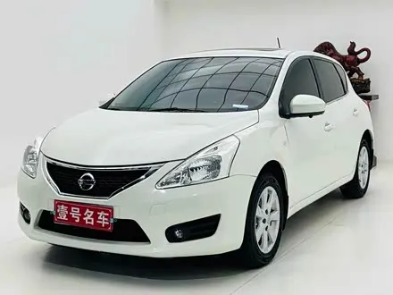 NISSAN TIIDA 2011