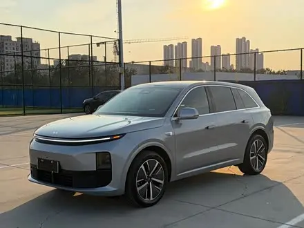 LI AUTO L6 — из Китая под ключ