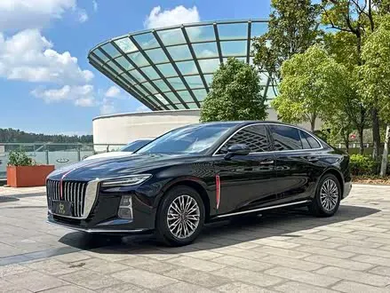 HONGQI H5 — из Китая под ключ