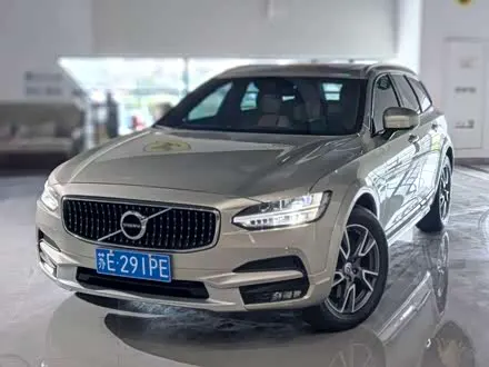 VOLVO V90 2017