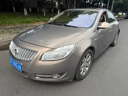 BUICK REGAL 2010