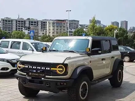 FORD BRONCO 2024