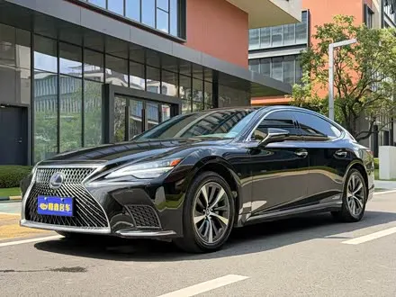 LEXUS LS 2021