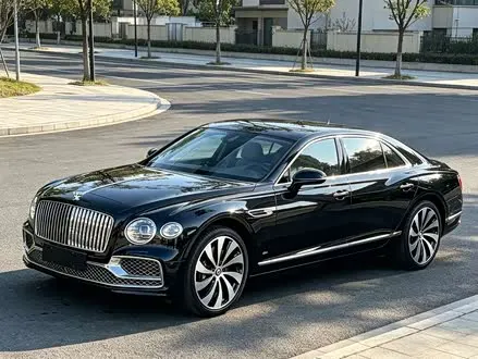 BENTLEY FLYING SPUR — из Кореи под ключ