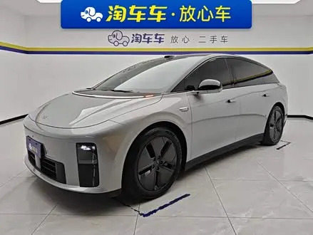 LI AUTO I6 2025
