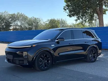 LI AUTO L8 — из Китая под ключ