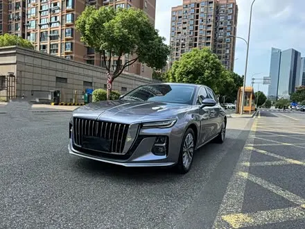 HONGQI H5 — из Китая под ключ