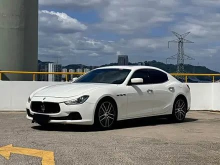 MASERATI GHIBLI 2014
