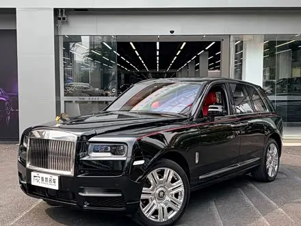 ROLLS-ROYCE CULLINAN 2024