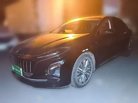 HONGQI E-QM5 — из Китая под ключ