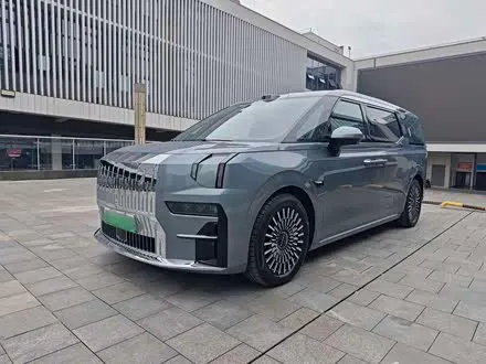 ZEEKR 009 — из Китая под ключ