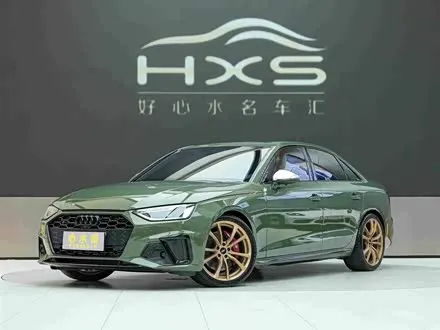 AUDI S4 2023