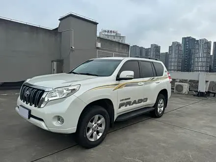 TOYOTA PRADO 2016