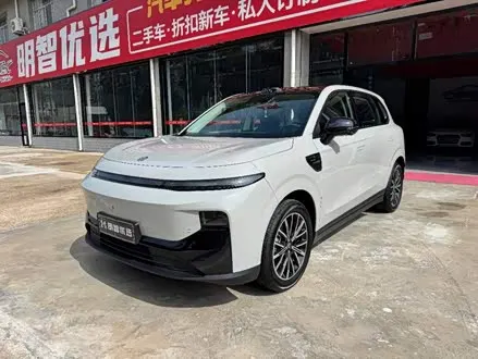 LEAPMOTOR B10 2025