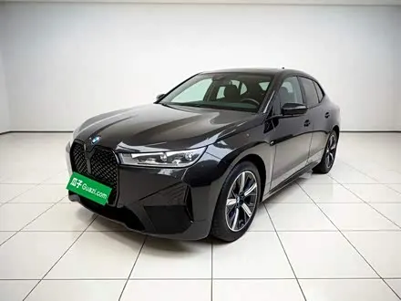 BMW IX 2023
