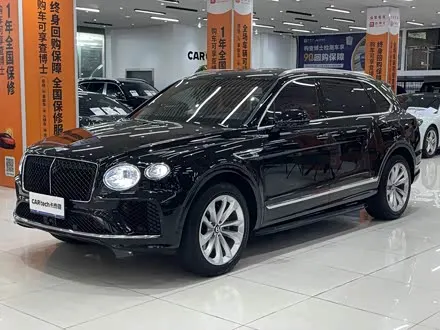 BENTLEY BENTAYGA 2024