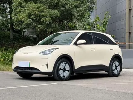 GEELY XINGYUAN 2025